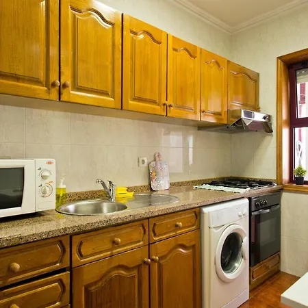 Rustic Bright Flat W/ Netflix - City Centre