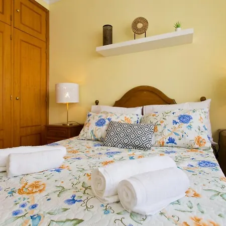 Apartment Rustic Bright Flat W/ Netflix - City Centre *