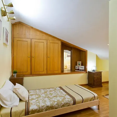Rustic Bright Flat W/ Netflix - City Centre